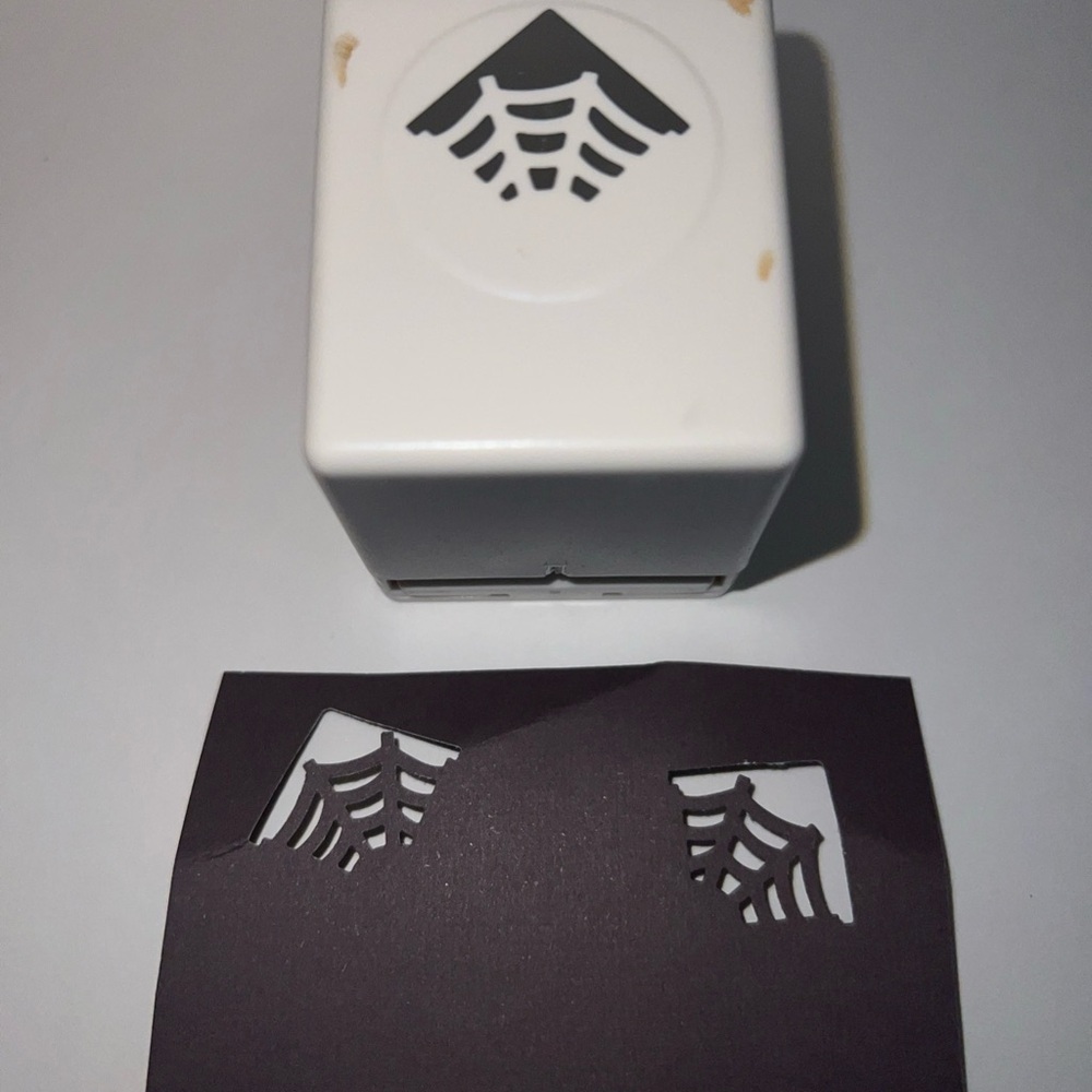 Martha Stewart Spider Web Corner Paper Punch Halloween Fall Crafts